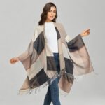 Cape-Femme-Carreaux-Beige-tendance-mode-feminine